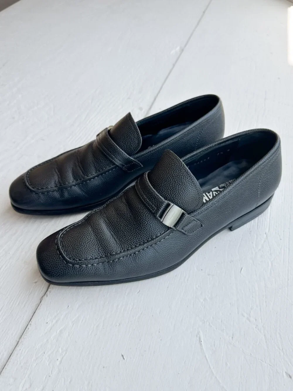Salvatore Ferragamo Men's Black Pebbled Leather Loafers - Size 7.5D
